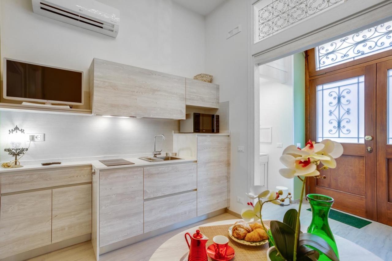 Madame Bari' Suite Apt In The Heart Of Bari Eksteriør bilde